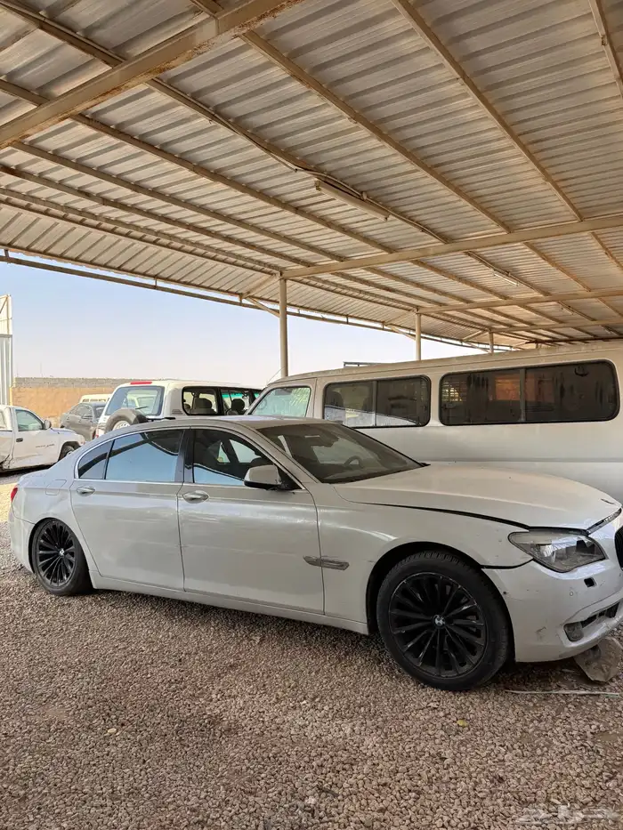 للبيع بي ام 2012 740Li تو تيربو تشليح ولا استخدام 0