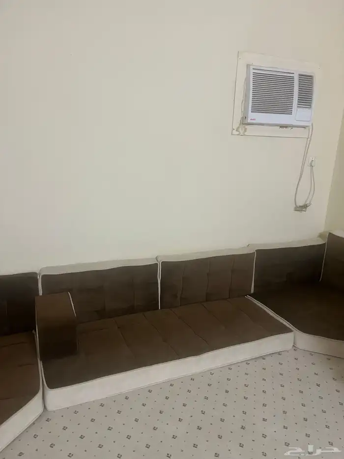 كنب مع الفرش 2