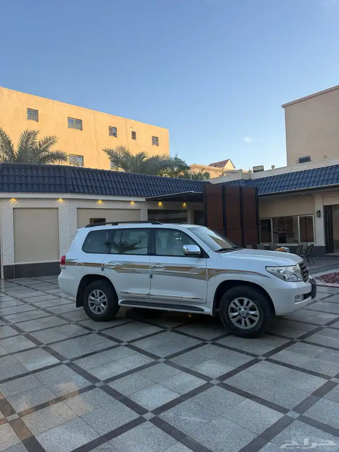 صالون 2009 مخزن البازعي ممشى قليل 2