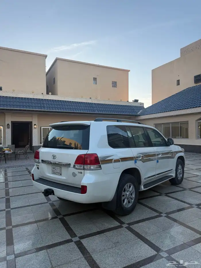 صالون 2009 مخزن البازعي ممشى قليل 1