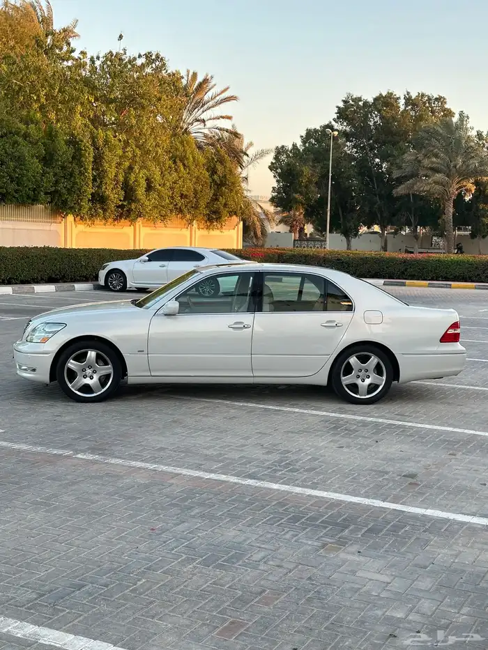للبيع لكزس 2005 قمه في النظافة 3
