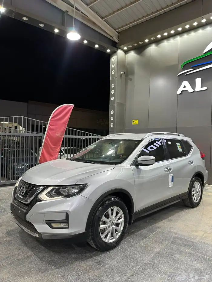 اكس تريل 2020 نص فل دبل 7 مقاعد معرض(عبيد الرشيدي) 10