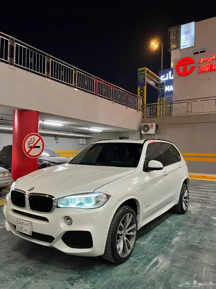 بي ام دبليو X5 8