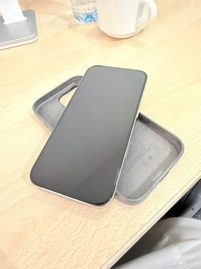 ايفون 16 برو 512 قيقا تيتانيوم طبيعي 2