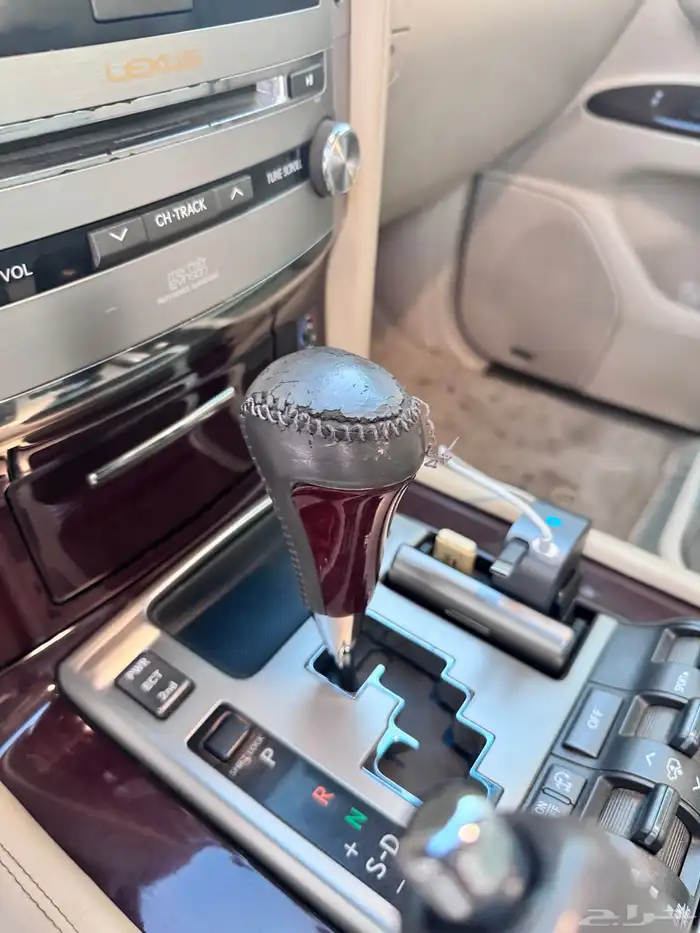 للبيع جيب لكزس سعودي فل كامل 2013 17