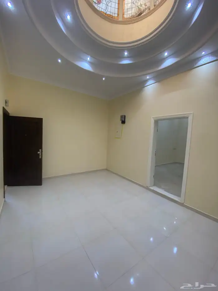 شقة للإيجار 3 غرف 1