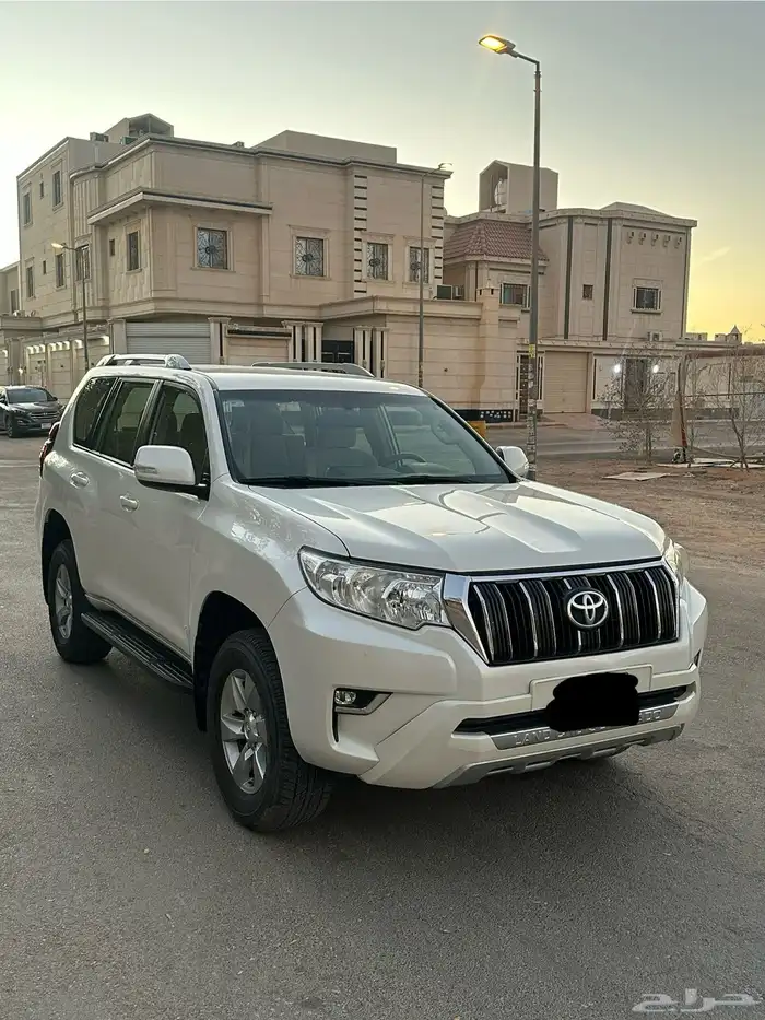 تويوتا برادو 2020 4 سلندر سعودي . 1