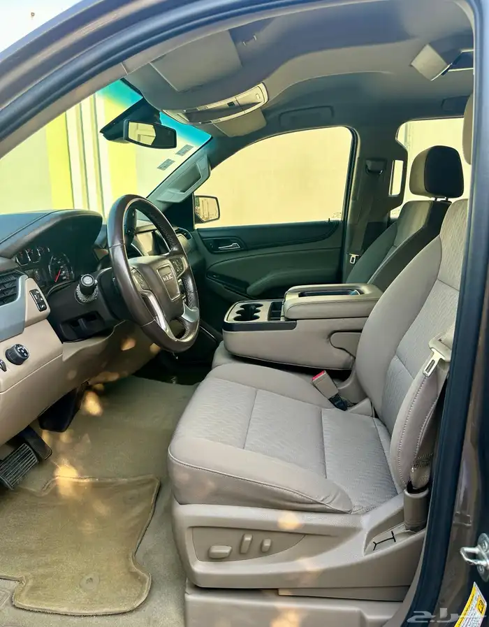 يوكن قصير 2016 SLE 12