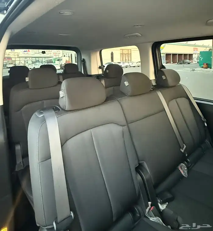 هونداي استاريا 2022 ديزل 12 راكب شبه جديد للبيع 15