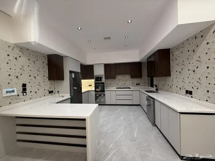 شقة فاخره جدآ 13