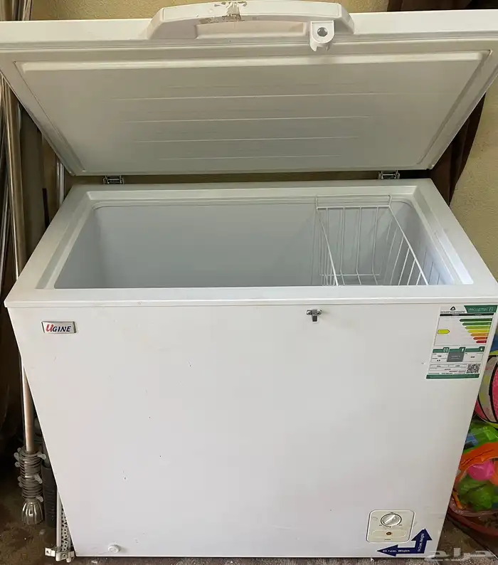 ثلاجة فريزر 7 قدم نظيفة 0