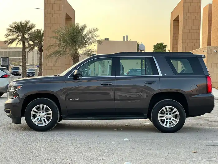 العنوان تاهو 2018 دبل 4 4 LT نطيف جداا 4