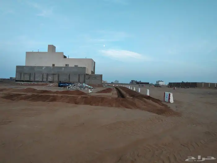 للبيع في حي النجمة شارعين 25   16 0