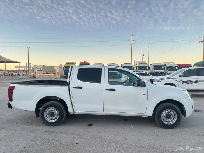 ايسوزو ديماكس غمارتين قير عادي 2016 ديزل 4