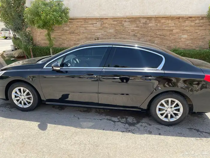 بيجو سيدان 5