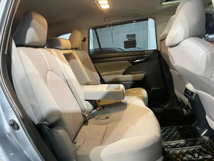 تويوتا هايلاندر 2022 12