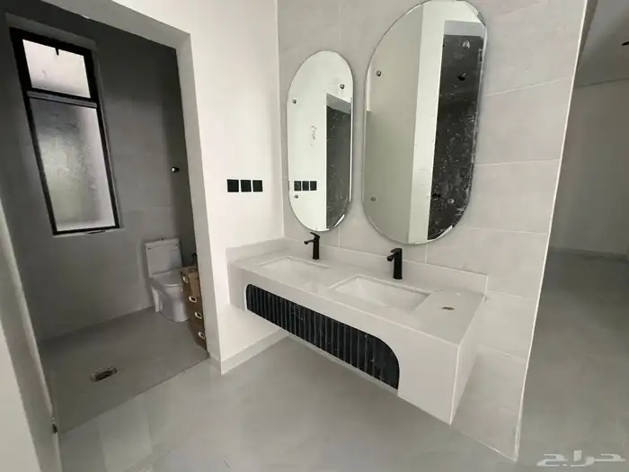 للبيع شقة ارضية بحي الراجحي 1