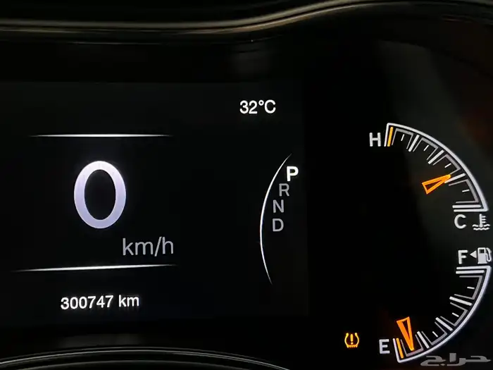 جراند شيروكي 2017 ( بحالة الوكالة ) 17