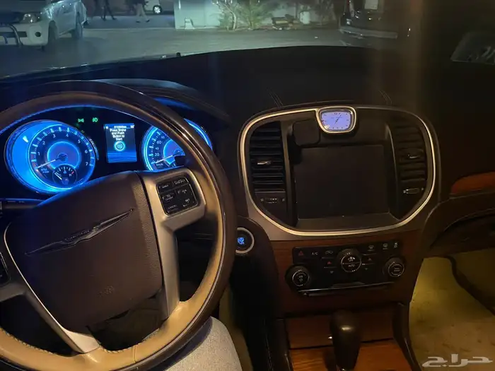 كرايسلر اكزاكتيف 2013 11