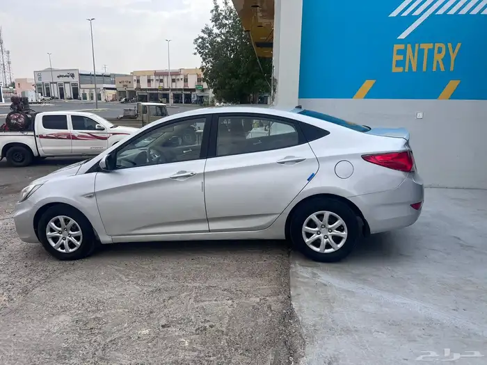 سيارات للايجار الشهري التواصل واتساب 1