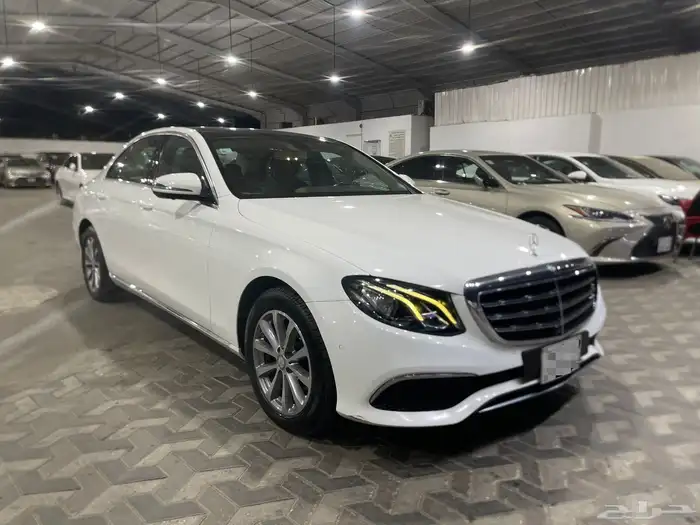 مرسيدس E200 2017 1