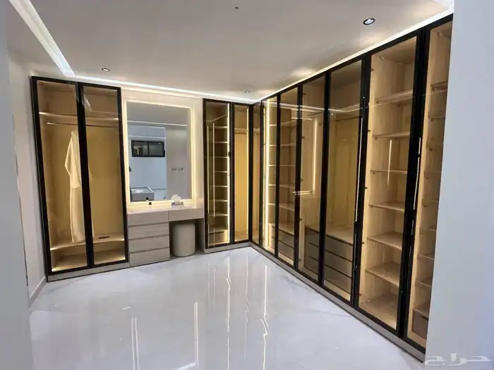 دواليب الملابس غرفة النوم خزائن ديكورات طاولات 29