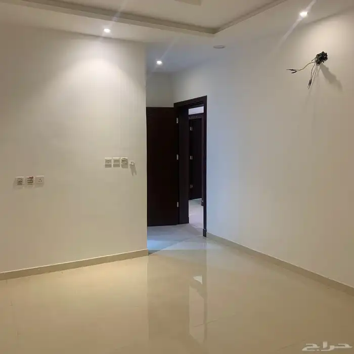 فيلا للإيجار بحي الفروسية 5