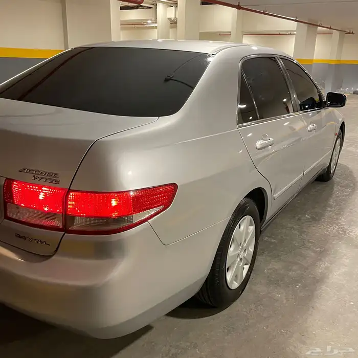 اكورد ستاندر 2004 1