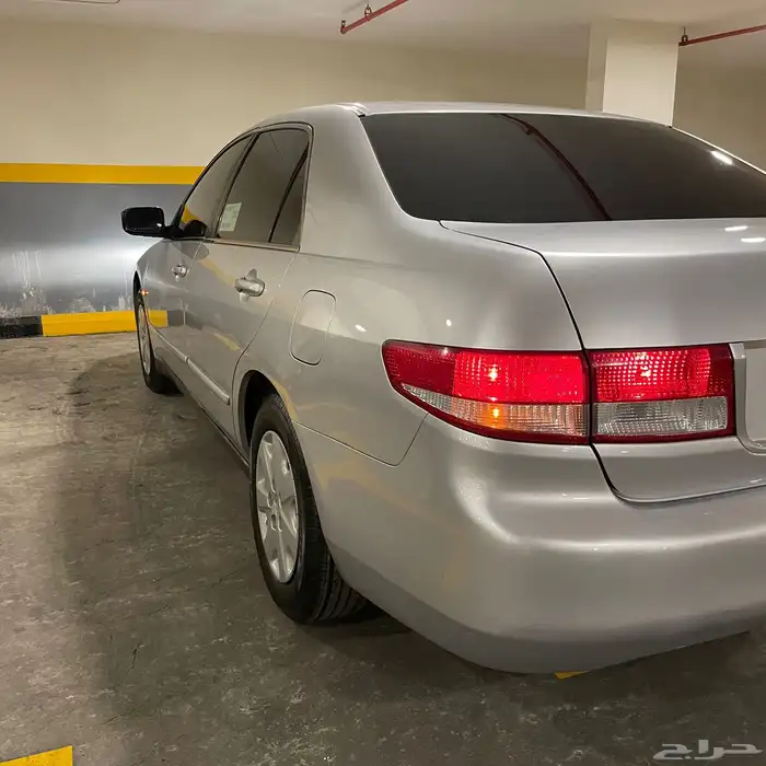 اكورد ستاندر 2004 32