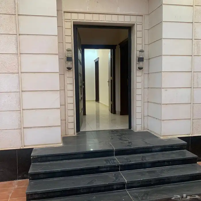 فيلا للإيجار بحي الفروسية 2