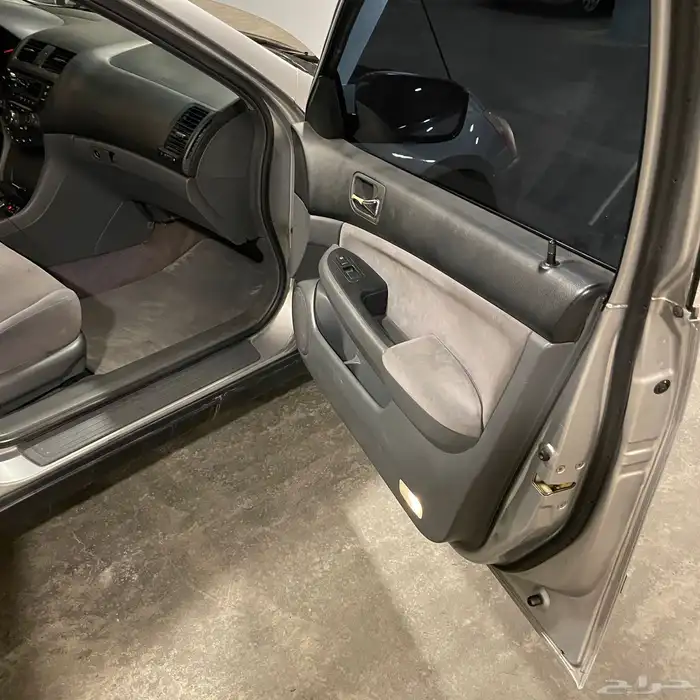 اكورد ستاندر 2004 30