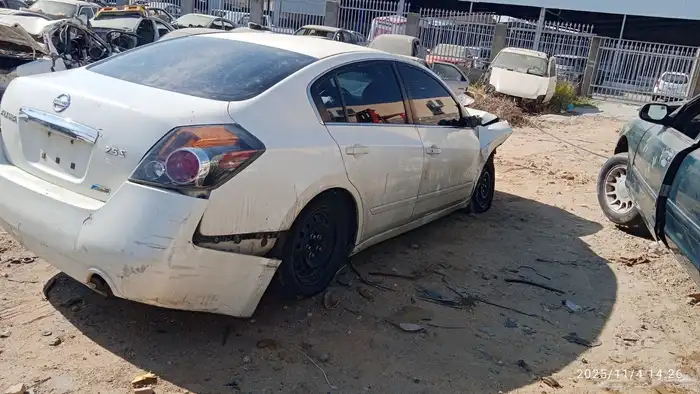 التيما 2010 تشليح ( قطع غيار فقط ) 3