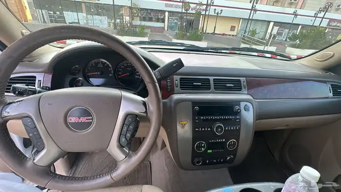 جي أم سي يوكن 2014 أبيض قمة في النظافة 7