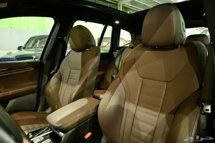 BMW X3 2021 kit M شبه جديد 6
