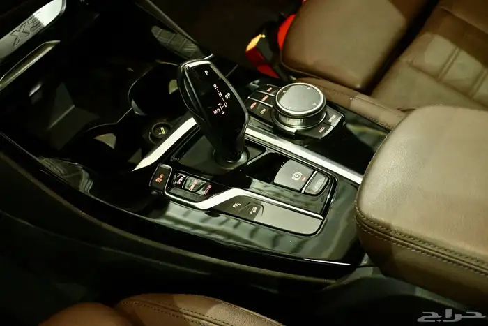 BMW X3 2021 kit M شبه جديد 8