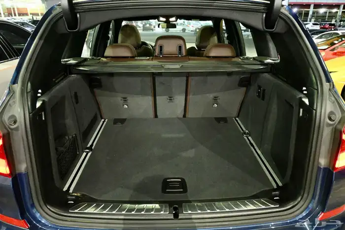 BMW X3 2021 kit M شبه جديد 14