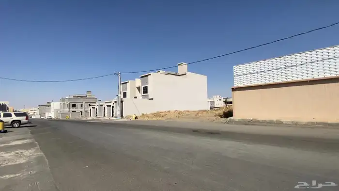 للبيع ارض شمال الخميس حي التضامن مساحة 600 م2 2