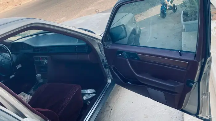 مرسيدس حجم300-5سلندر-تيربو ديزل موديل1991 11