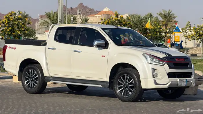 ايسوزو ديماكس GT دبل فل كامل 2019 قير تماتيك 6