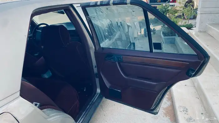 مرسيدس حجم300-5سلندر-تيربو ديزل موديل1991 7