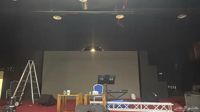تصوير شاشات ليد وليزر وصوتيات ومسارح 0