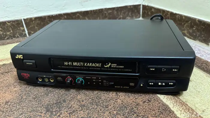 فيديو قديم JVC 1