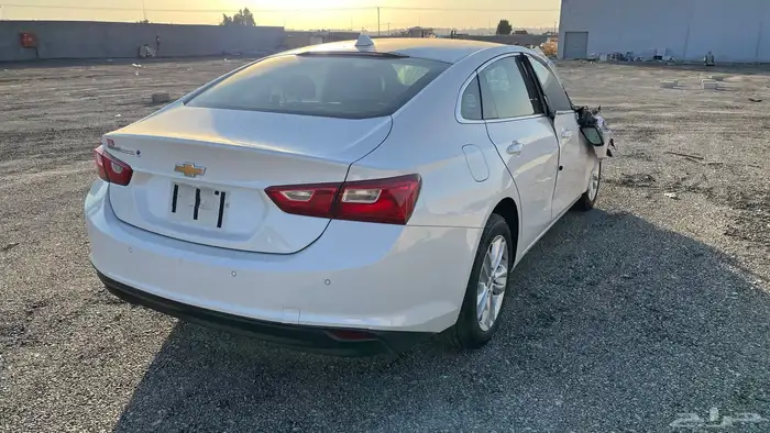 ماليبو 2017 مصدومه بيع قطع غيار تشليح 3