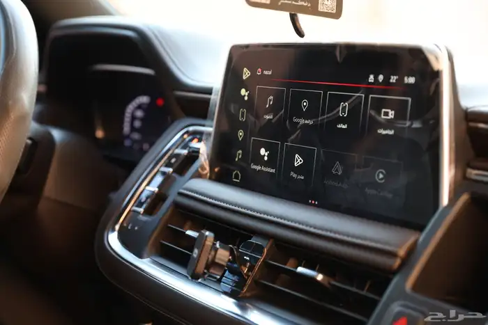 جمس يوكن 2023 SLE لون مميز 9