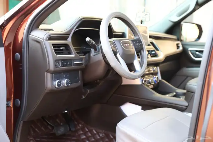 جمس يوكن 2023 SLE لون مميز 22