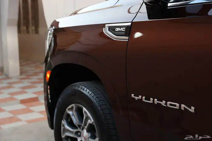 جمس يوكن 2023 SLE لون مميز 1