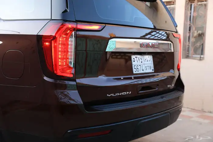 جمس يوكن 2023 SLE لون مميز 2