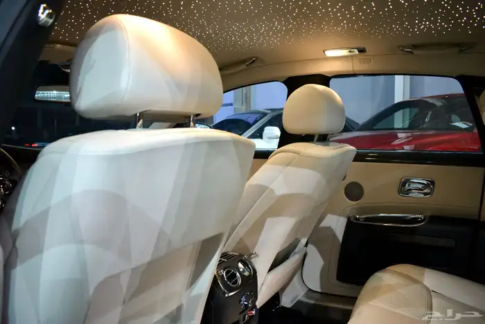 رولز رويس قوست 2019 بلاك بادج 15