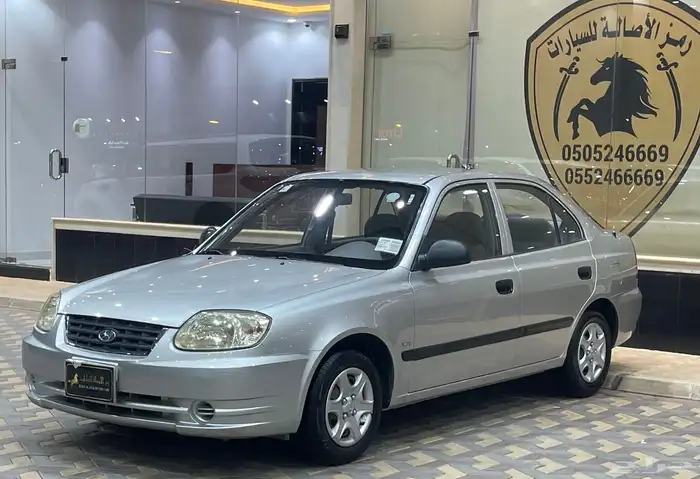 اكسنت موديل 2005 قير عادي مخزن 1