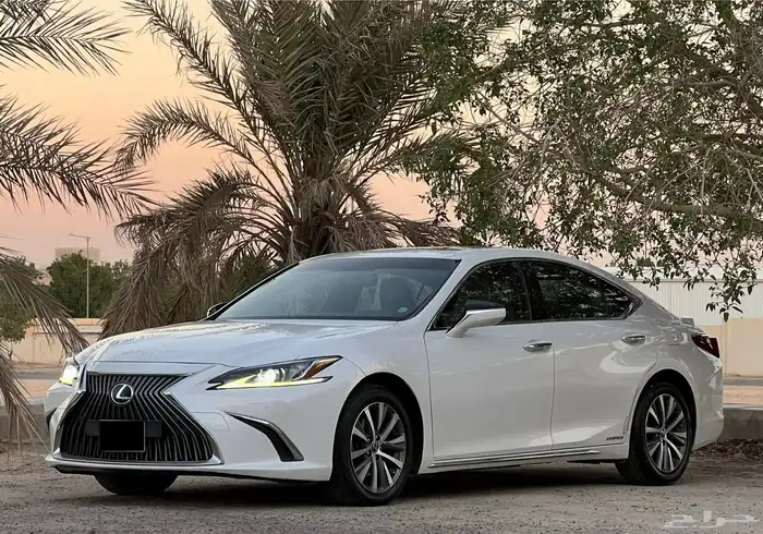 لكزس 300h ستاندر مطور 2021 1